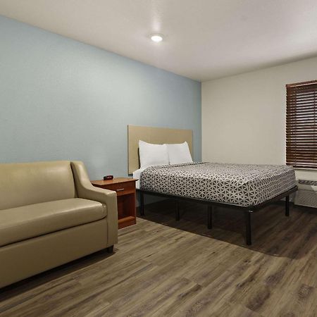 Woodspring Suites Greenville Central I-85 Екстериор снимка