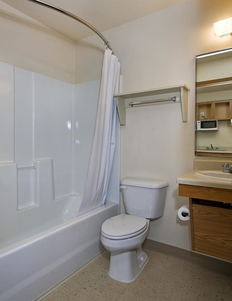 Woodspring Suites Greenville Central I-85 Екстериор снимка